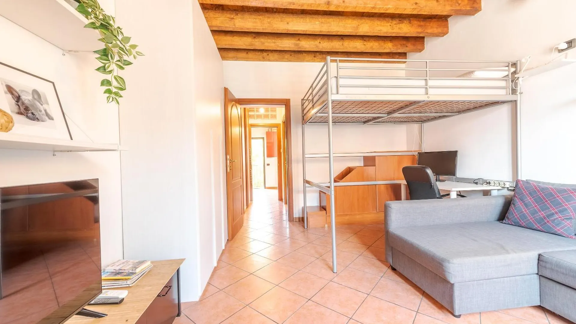 Guest Planet - Rosso Milano Apartment - Navigli Area  밀라노