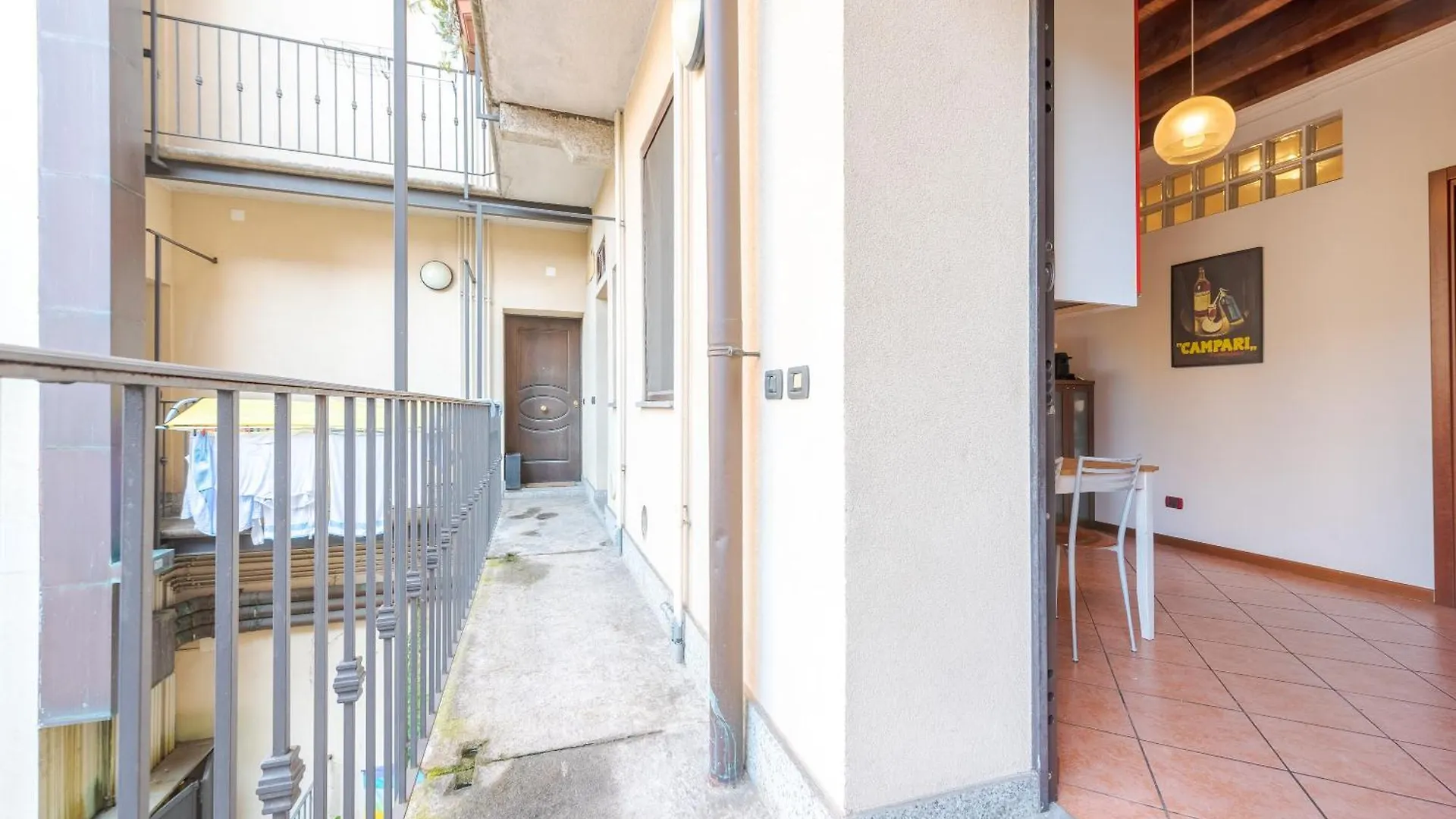 Guest Planet - Rosso Milano Apartment - Navigli Area 이탈리아
